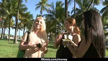 Play Amateur girl likes to suck cock for cash 2