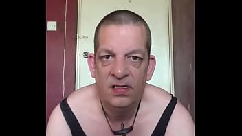 Играть Бисексуальный кроссдрессинг, гей Марк райт, написал это сообщение ненавистнику, не ненавижу мои видео, люблю их, когда я глотаю твою мочу вместо своей