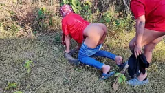Redare Studentul BBW a futut aproximativ în pădure: o întâlnire interzisă