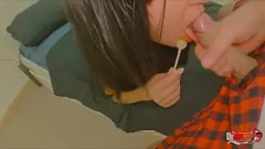 play Gorący nastolatek staje się bałagan w intensywnej sesji głębokiej i kremowej